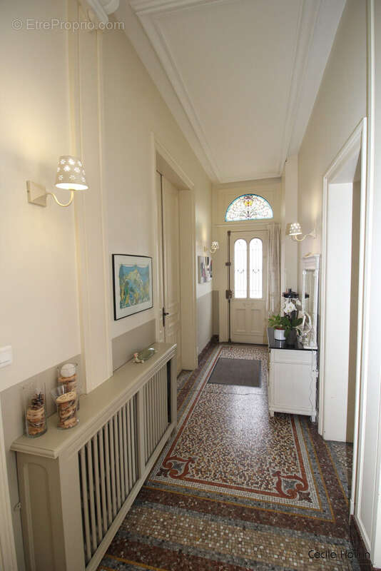 Maison 273 m² à Seclin  - photo 6