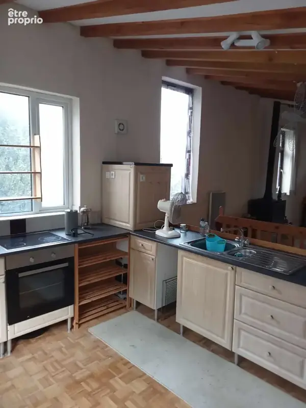 Opportunité rare de trois propriétés séparées en une ; idéal pour vivre et louer - photo 22