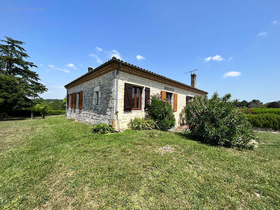 Maison à CANCON