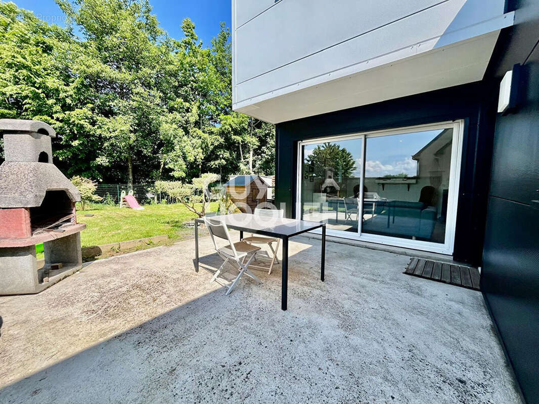 Maison à SAINT-MEEN-LE-GRAND