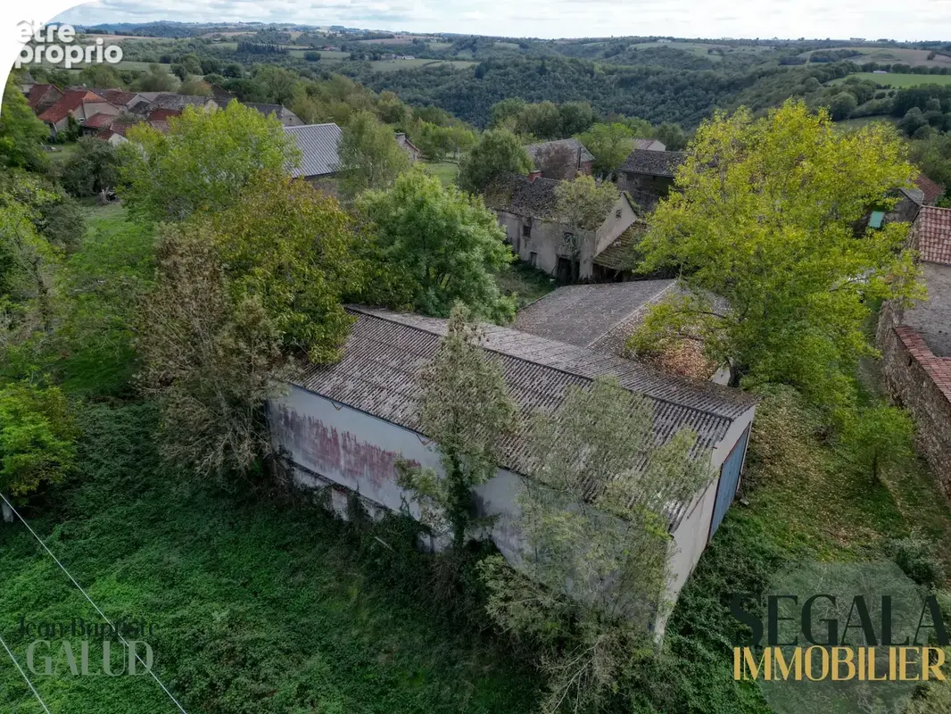 Ancienne ferme à Mirandol — huile de coude à prévoir - photo 3