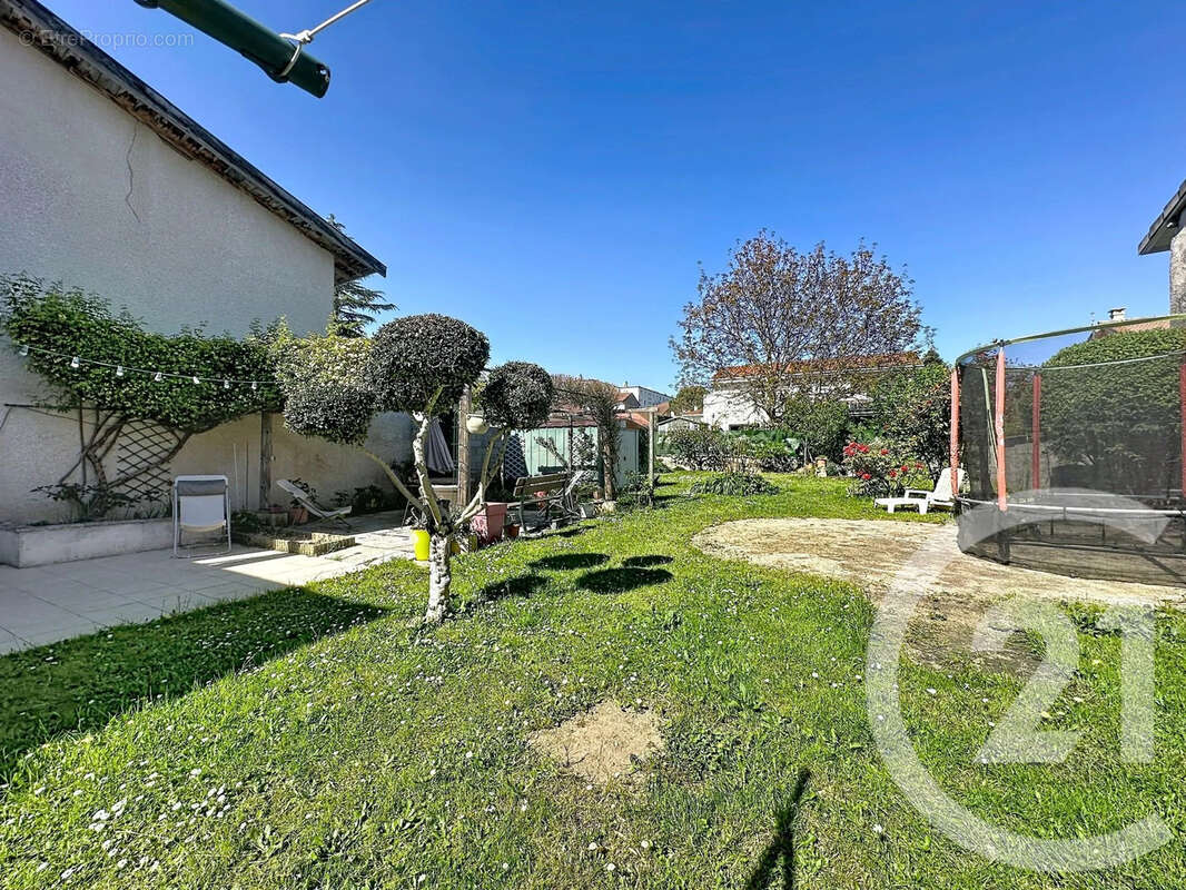 Maison 161 m² à Vienne  - photo 4