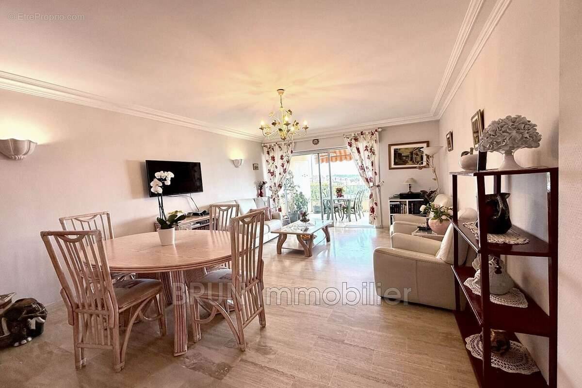 Appartement 74 m² à Antibes  - photo 5