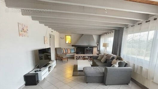 Maison à CAVAGNAC