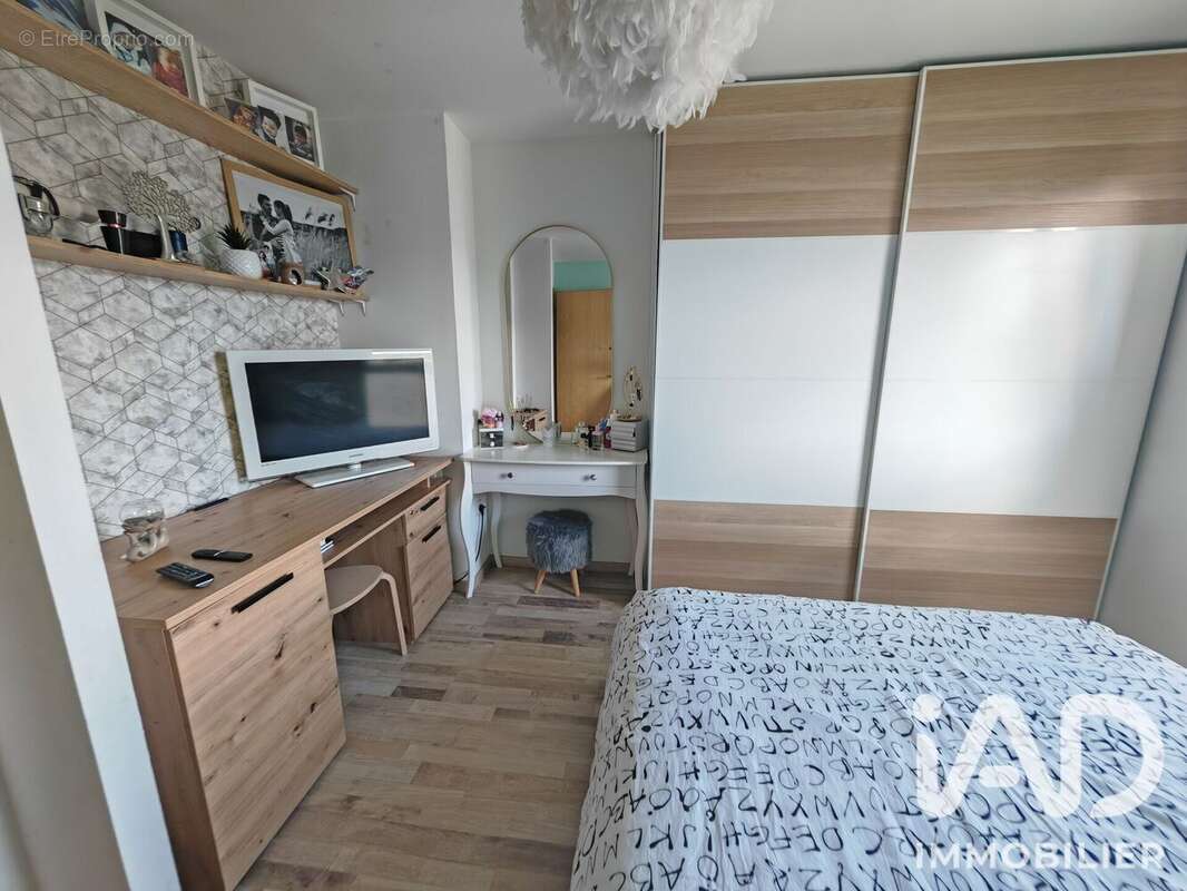 Appartement 77 m² à Montlebon  - photo 9