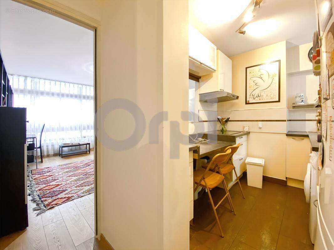 Appartement à PARIS-12E