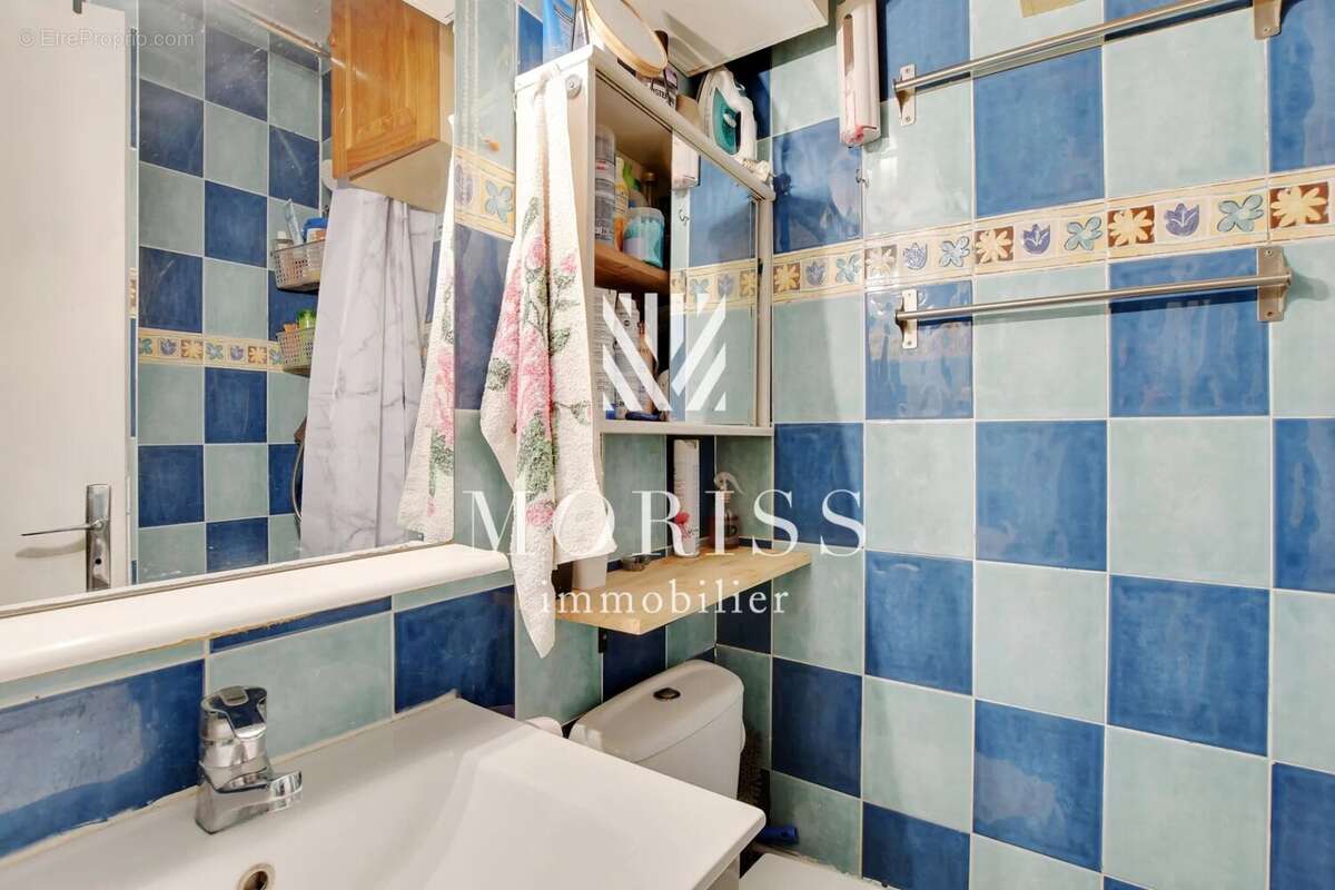 Appartement à LES LILAS