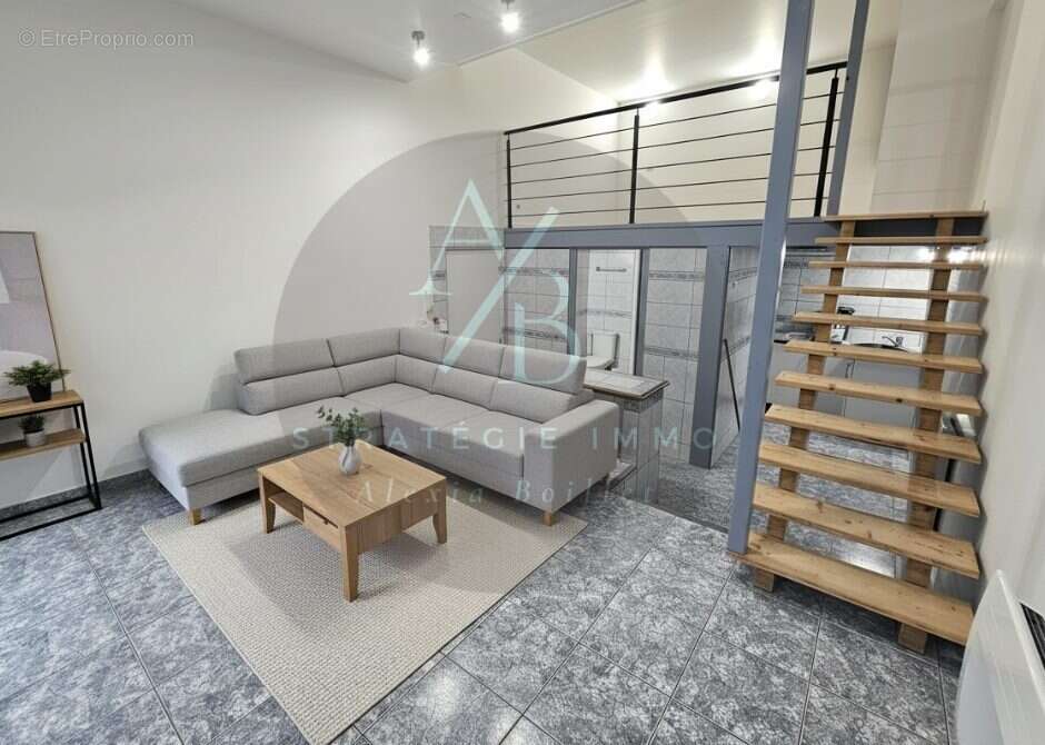 Appartement à ETREPAGNY