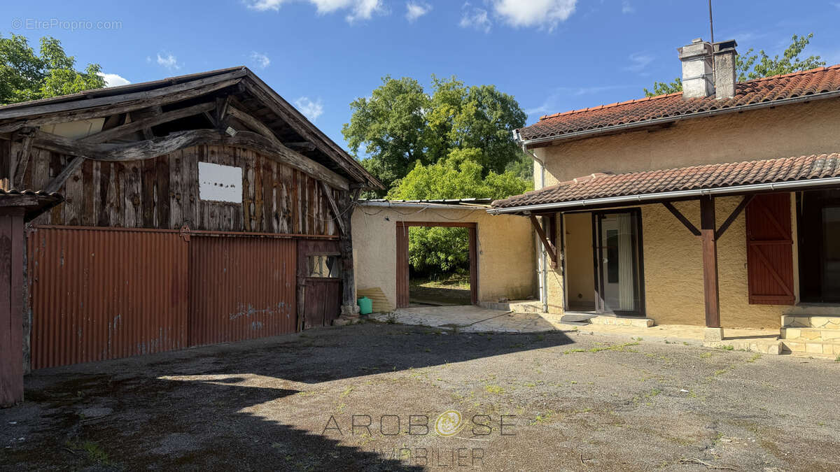 Maison à CLAIRAC
