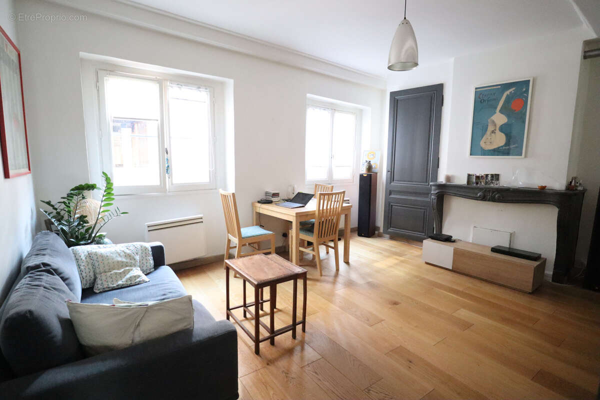 Appartement à LYON-1E