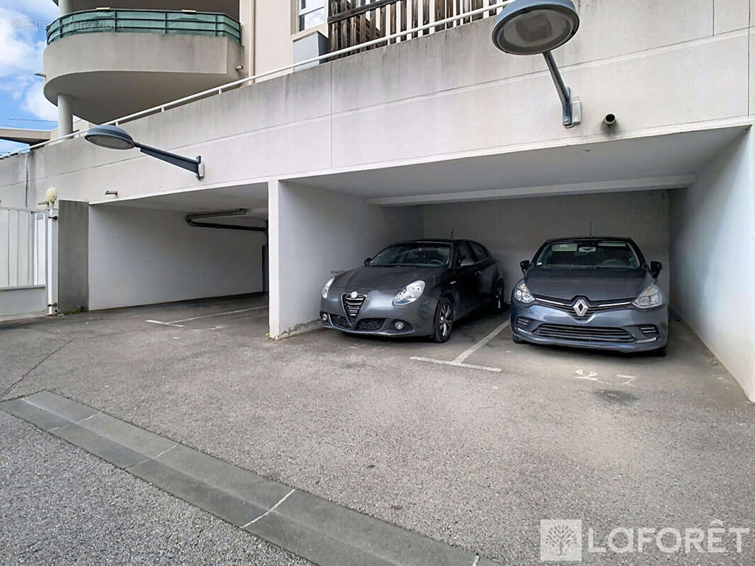 Appartement t3 residence de standing + garage et place de parking - photo 15