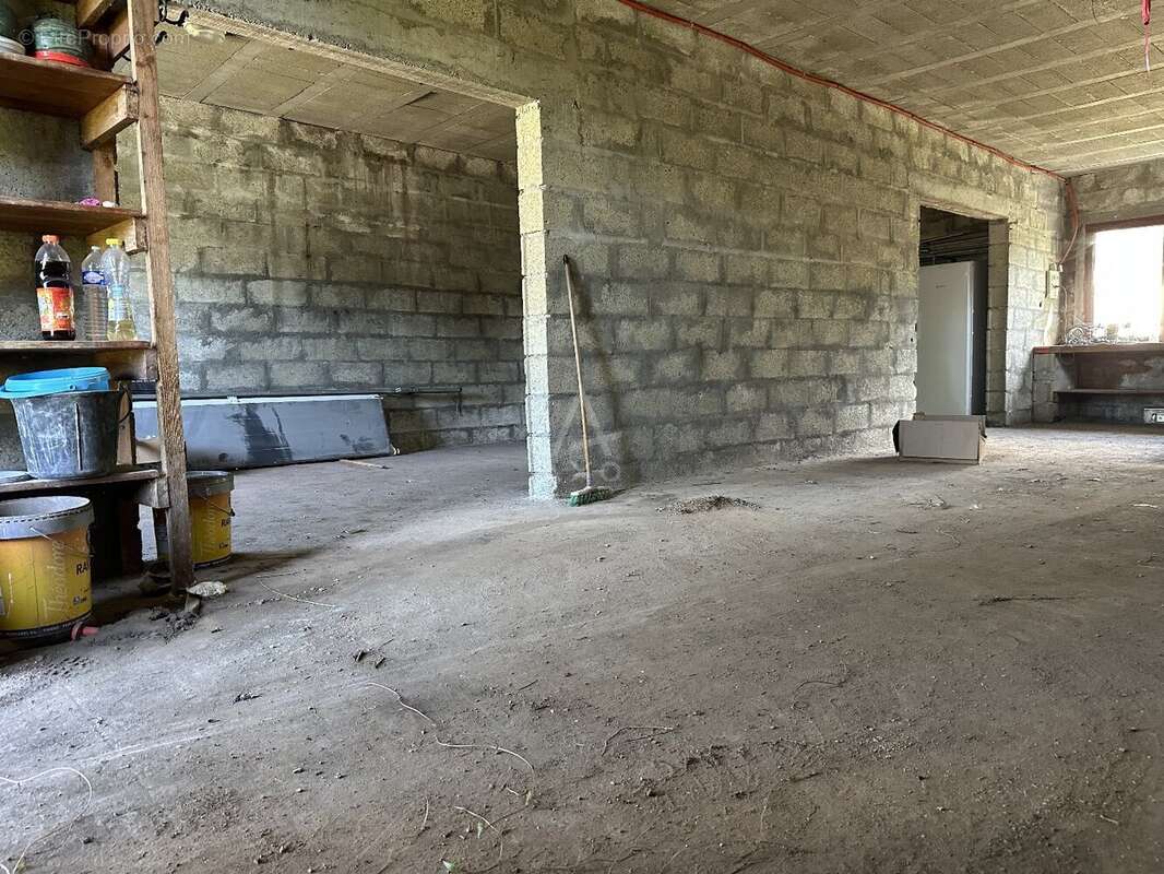 Terrain à LOCOAL-MENDON