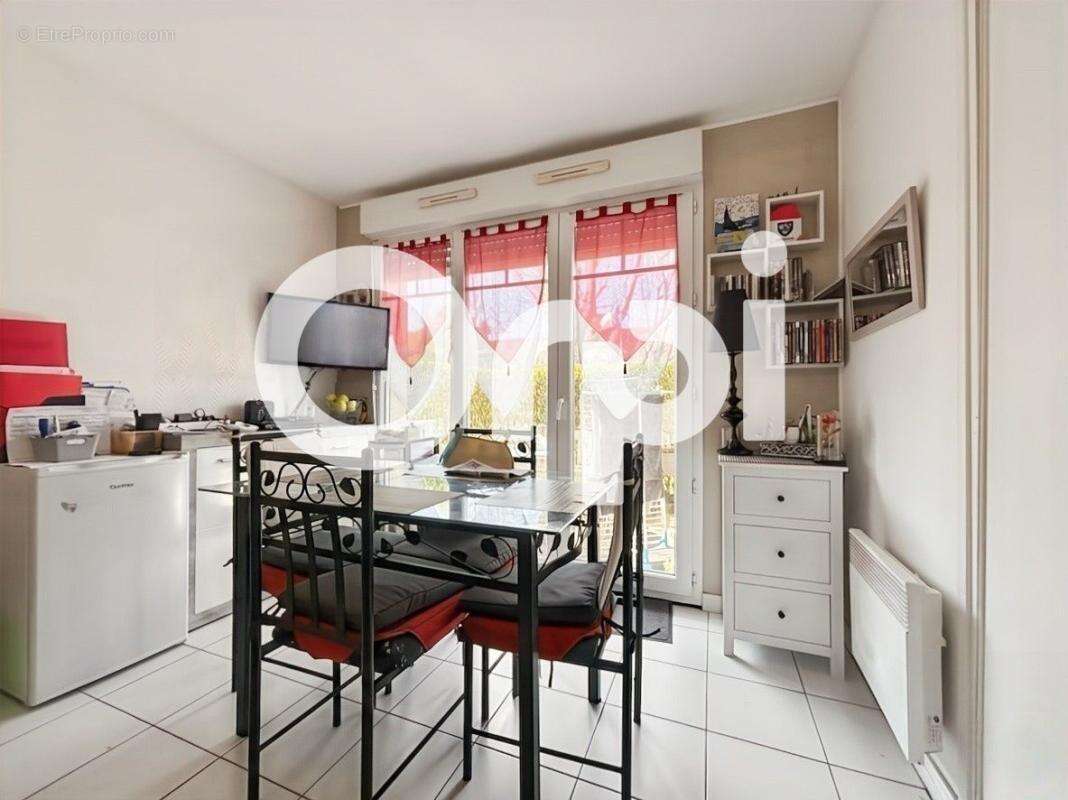 Appartement à SAINT-MARTIN-BOULOGNE