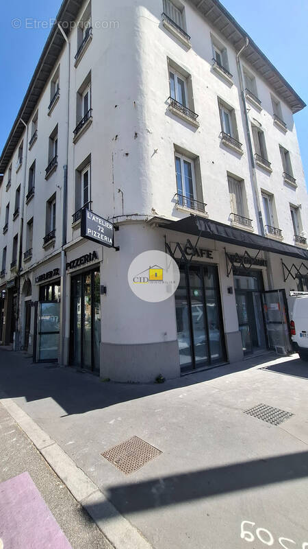 Appartement à LYON-8E