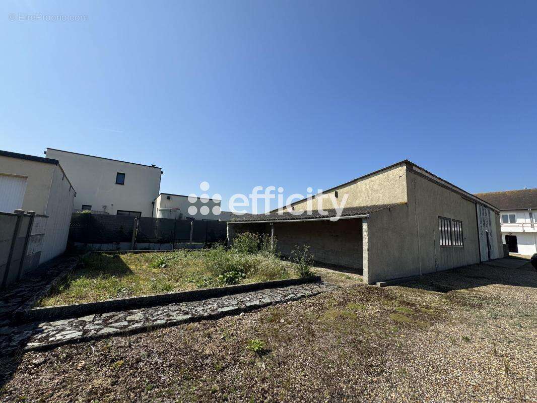 Maison 230 m² à Saint-Come-De-Fresne  - photo 20