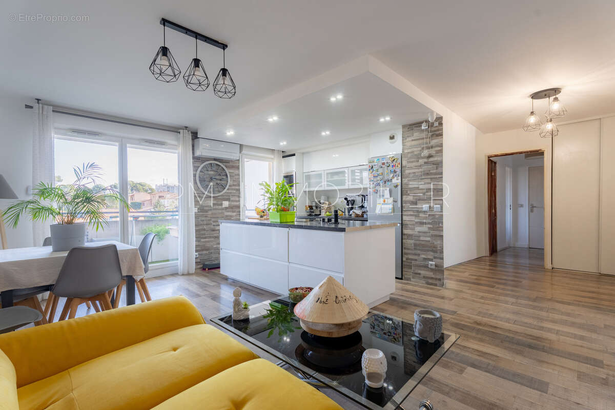 Appartement à MARSEILLE-13E