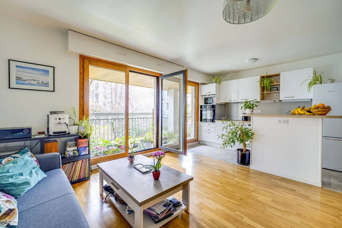 Appartement à PARIS-12E