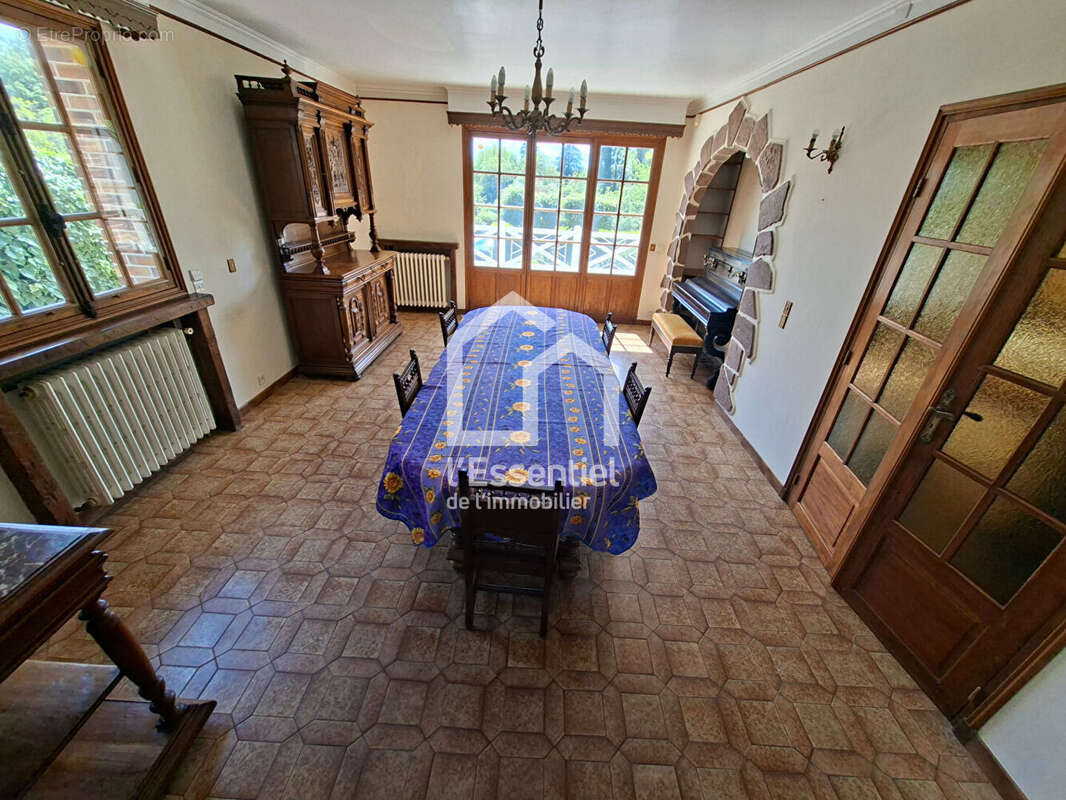 Maison à VAUX-SUR-SEINE