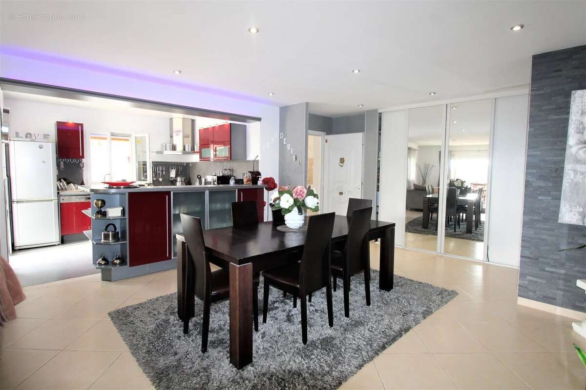 Maison à L'ESCARENE