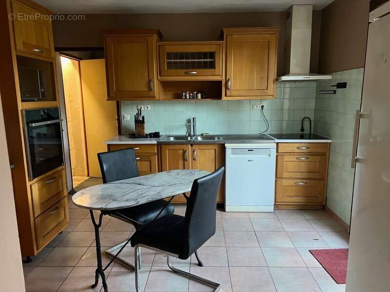 Maison à DAMPIERRE-EN-YVELINES