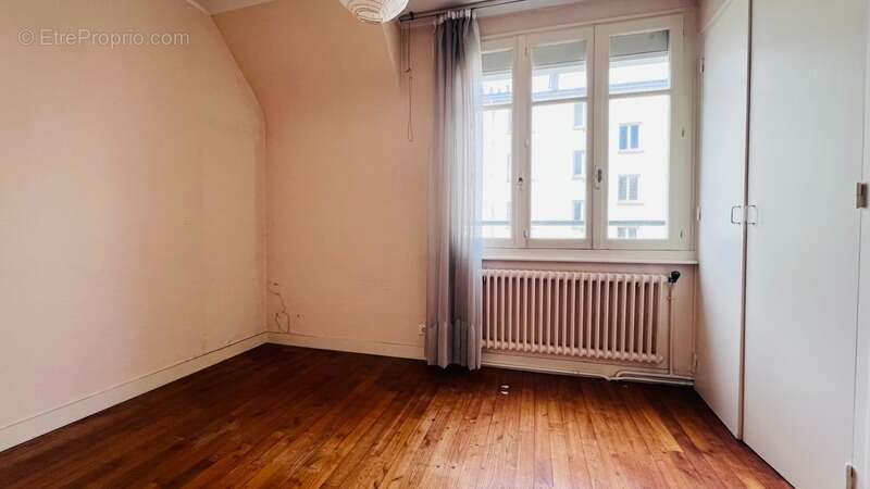 Département Finistère (29) – À vendre à Quimper : Maison T6 de 116 m² habitable (142 m² utiles) sur un terrain de 354 m² avec ga - photo 19