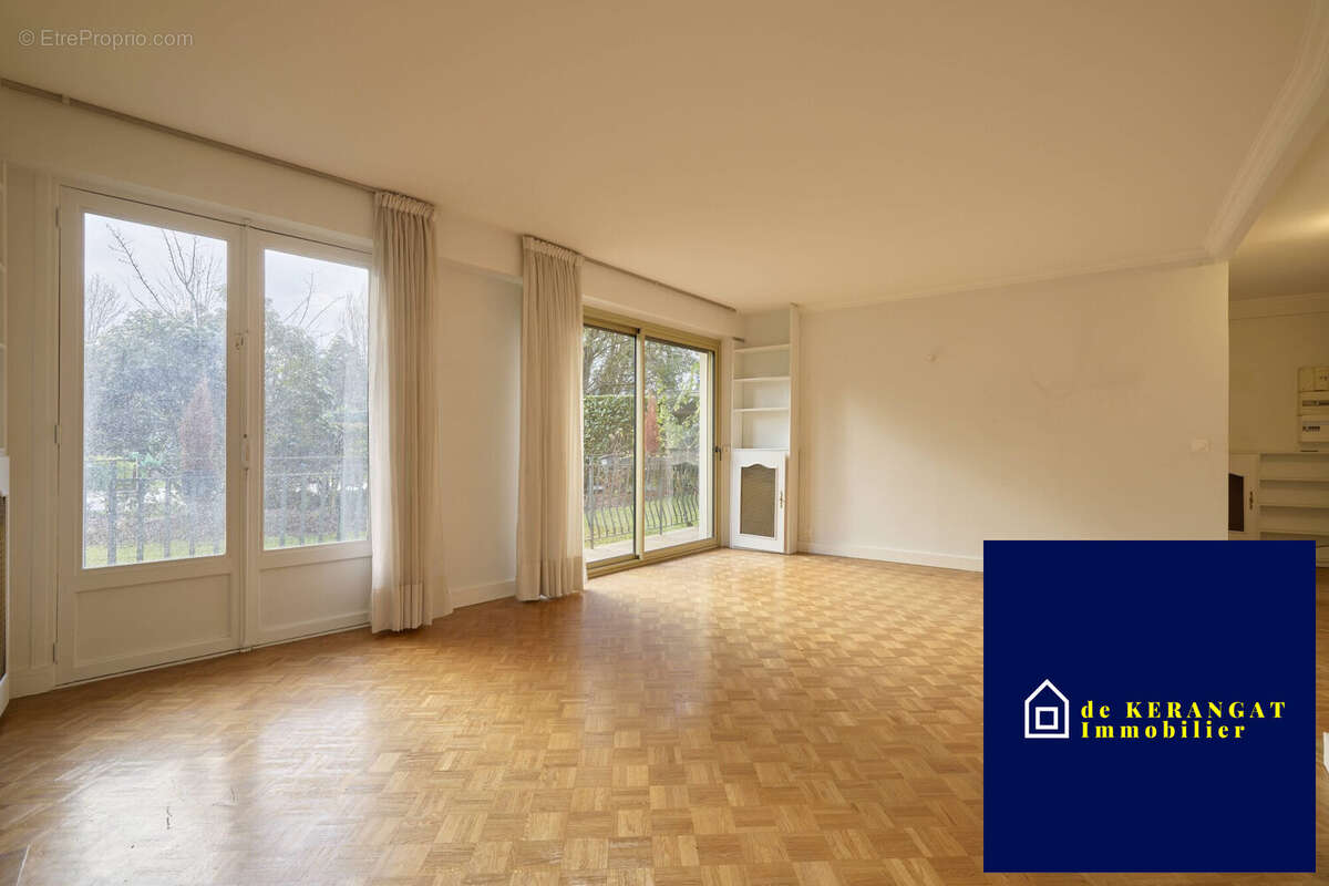Appartement à LE PLESSIS-ROBINSON