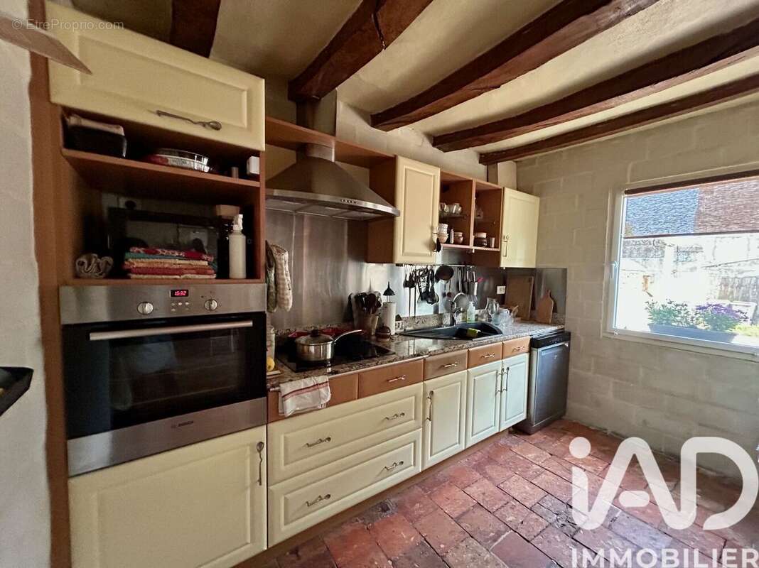 Maison 138 m² à Roiffe  - photo 7
