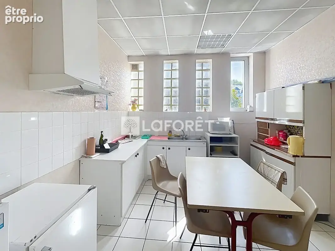 A SAISIR! Immeuble Josselin 25 pièce(s) 550 m2 - photo 10