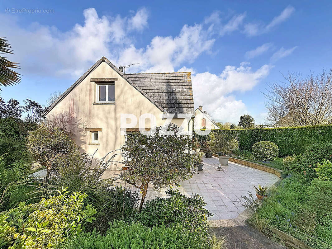 Maison à SAINT-PLANCHERS