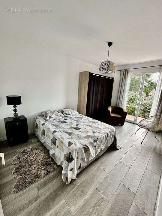 Maison 90 m² à Soulac-Sur-Mer  - photo 8