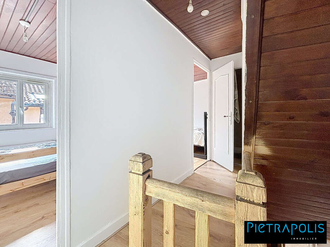Maison 61 m² à Saint-Bernard  - photo 6