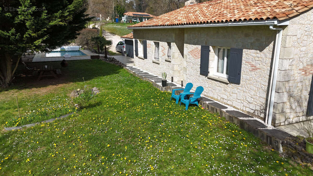 Maison à MARGUERON