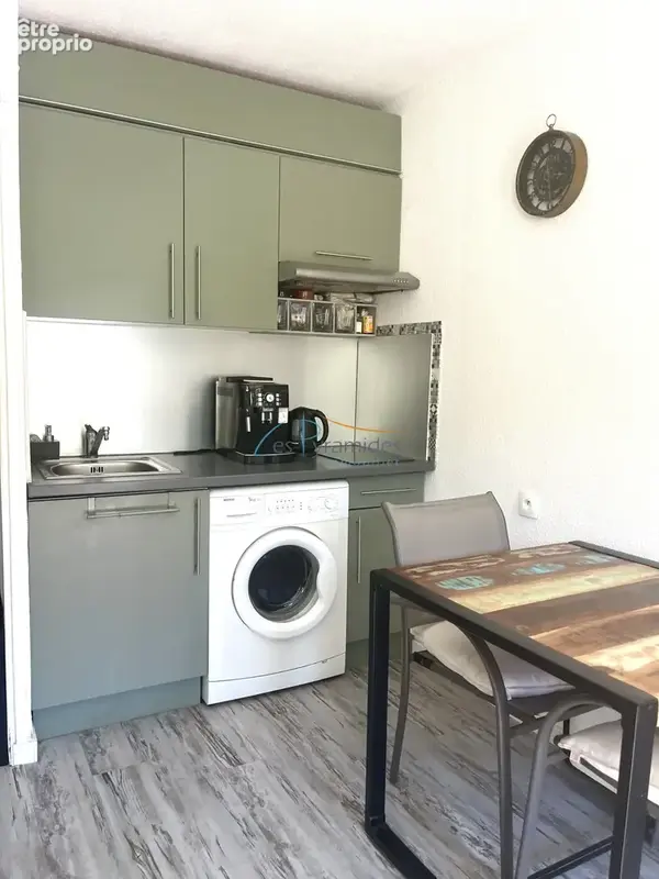 Studio cabine avec terrasse et parking couvert - photo 7
