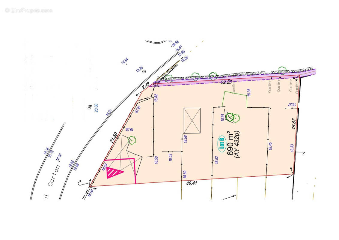 Terrain à SAINT-AMAND-LES-EAUX
