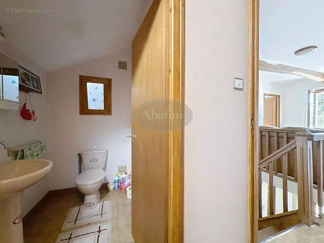 Maison à SAINTE-DODE