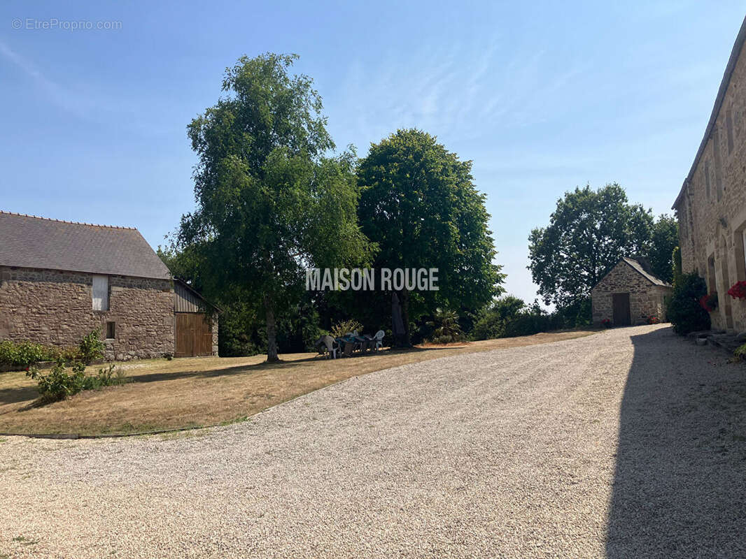 VAL D'ARGUENON - Élégante propriété du XVIème siècle avec vue sur l'Arguenon - photo 23