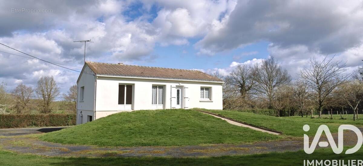 Photo 1 - Maison à SAINT-FULGENT