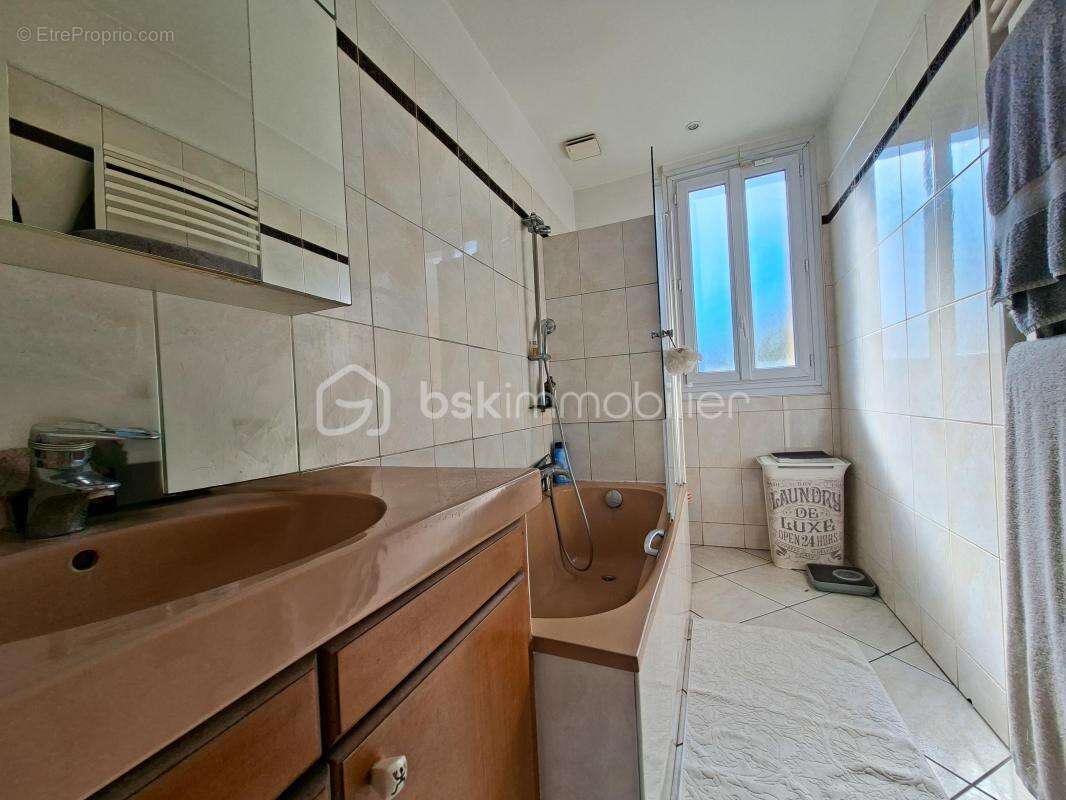 Maison à NOISY-LE-SEC