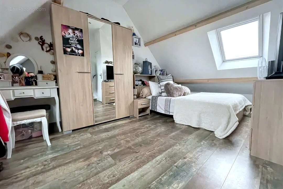 Maison à QUINCY-VOISINS