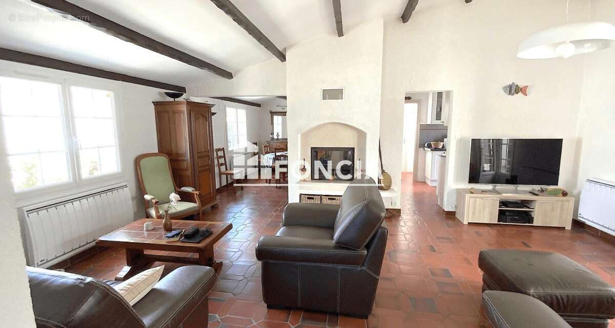 Maison à SALLES-SUR-MER