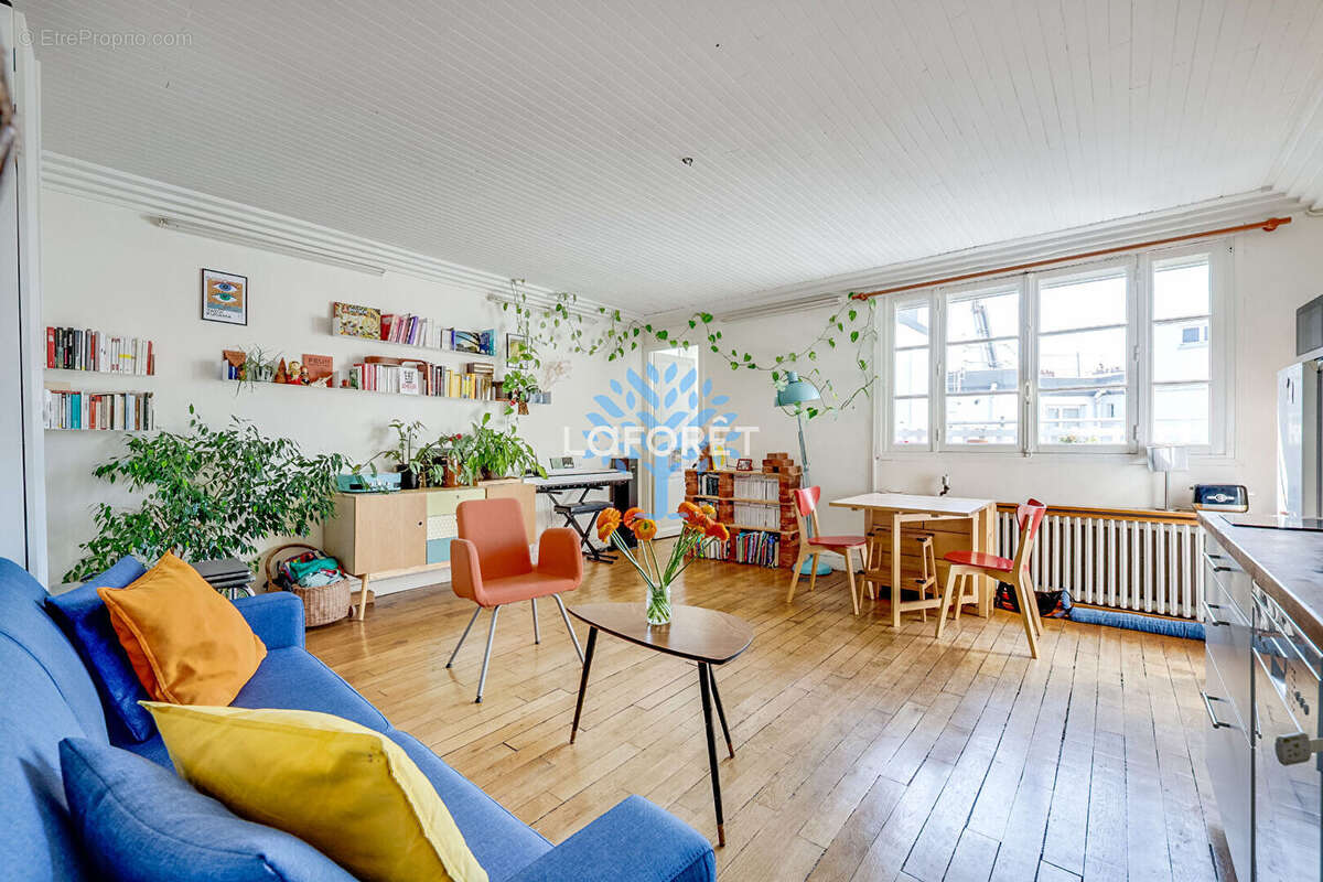 Appartement à PARIS-20E