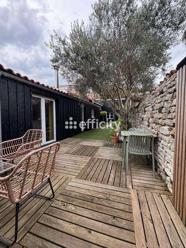 Maison à NIEUL-SUR-MER