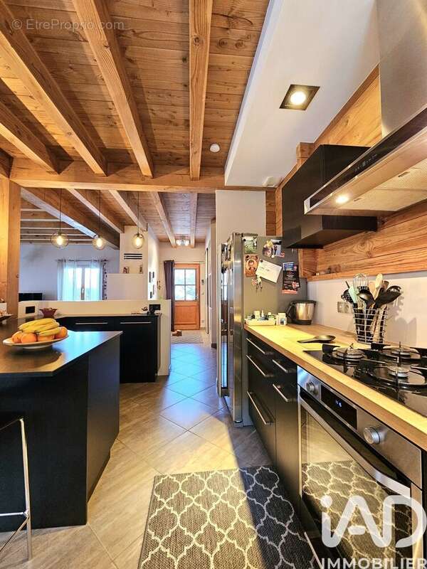 Photo 2 - Maison à LATHUILE