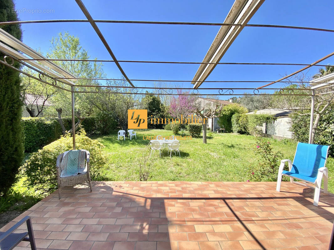 Maison à LES MATELLES