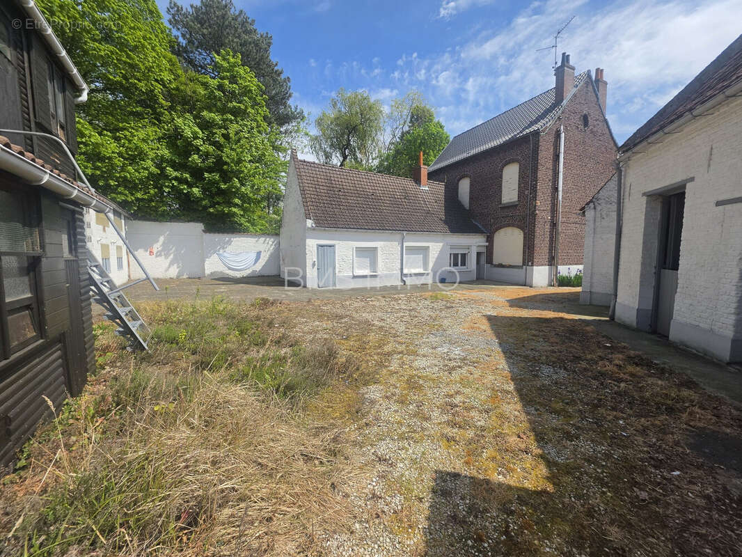 Maison à RAIMBEAUCOURT