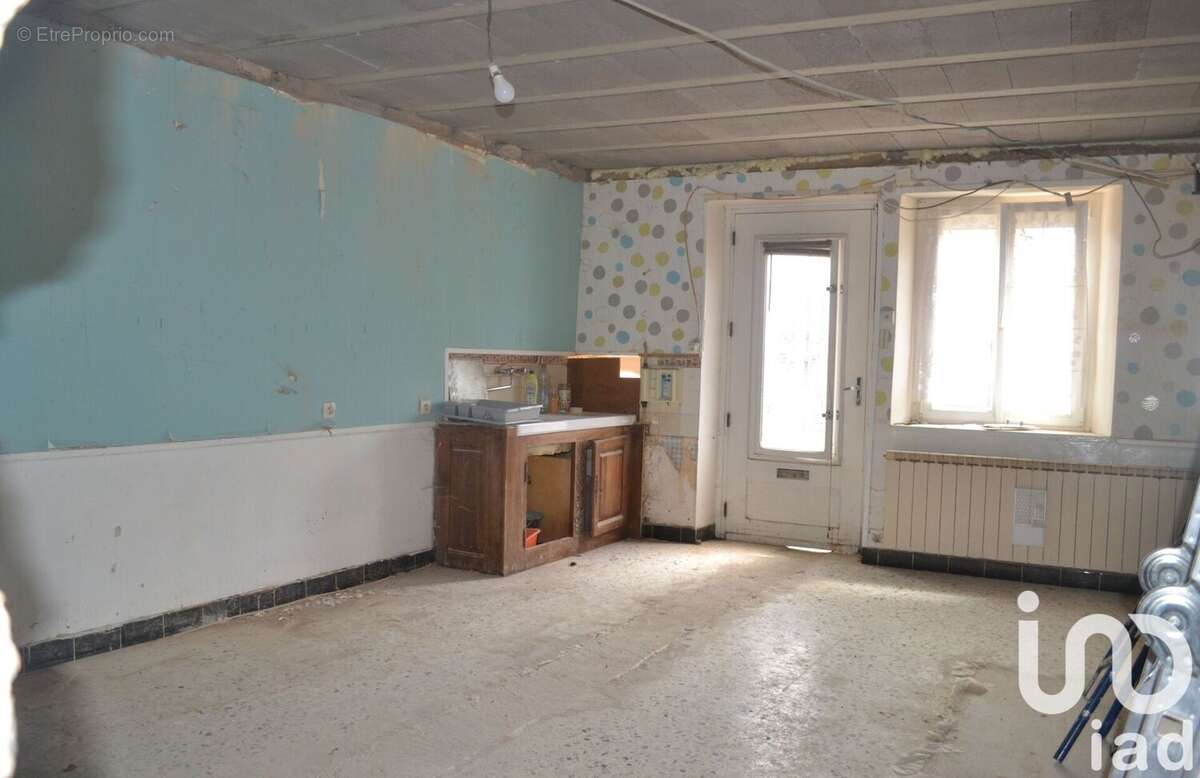 Photo 3 - Maison à ROUVRES-LA-CHETIVE