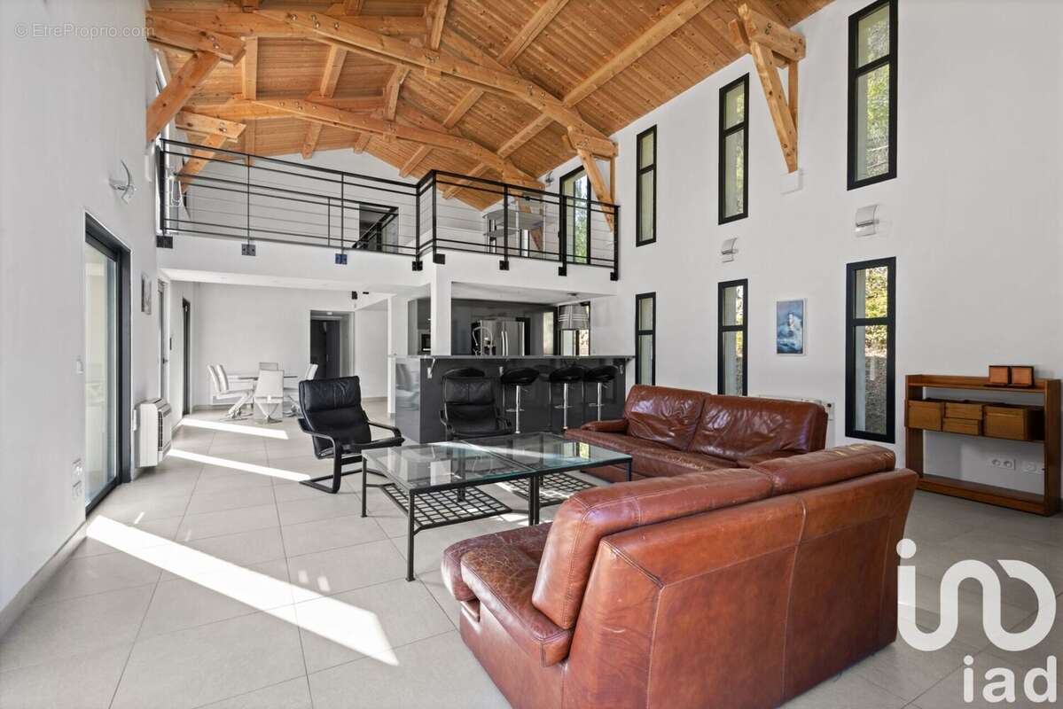 Photo 3 - Maison à PEYNIER