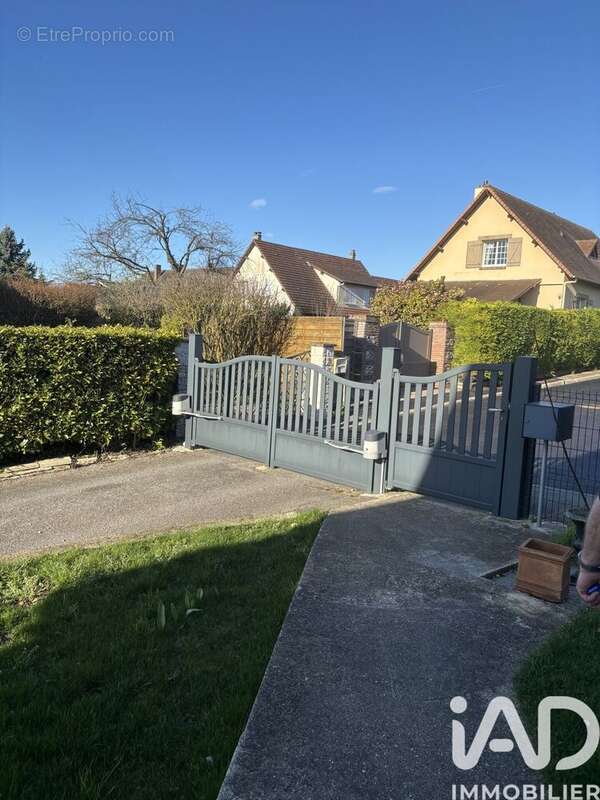 Photo 8 - Maison à GREGES