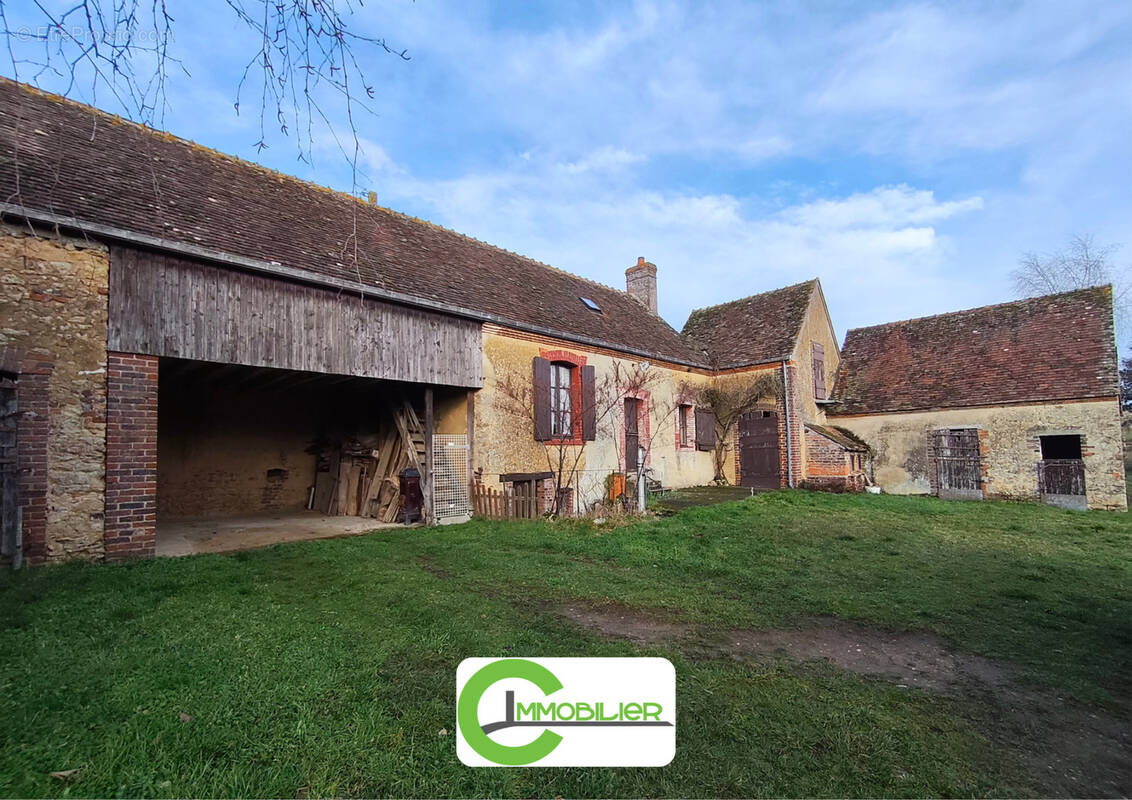 Maison à VIBRAYE