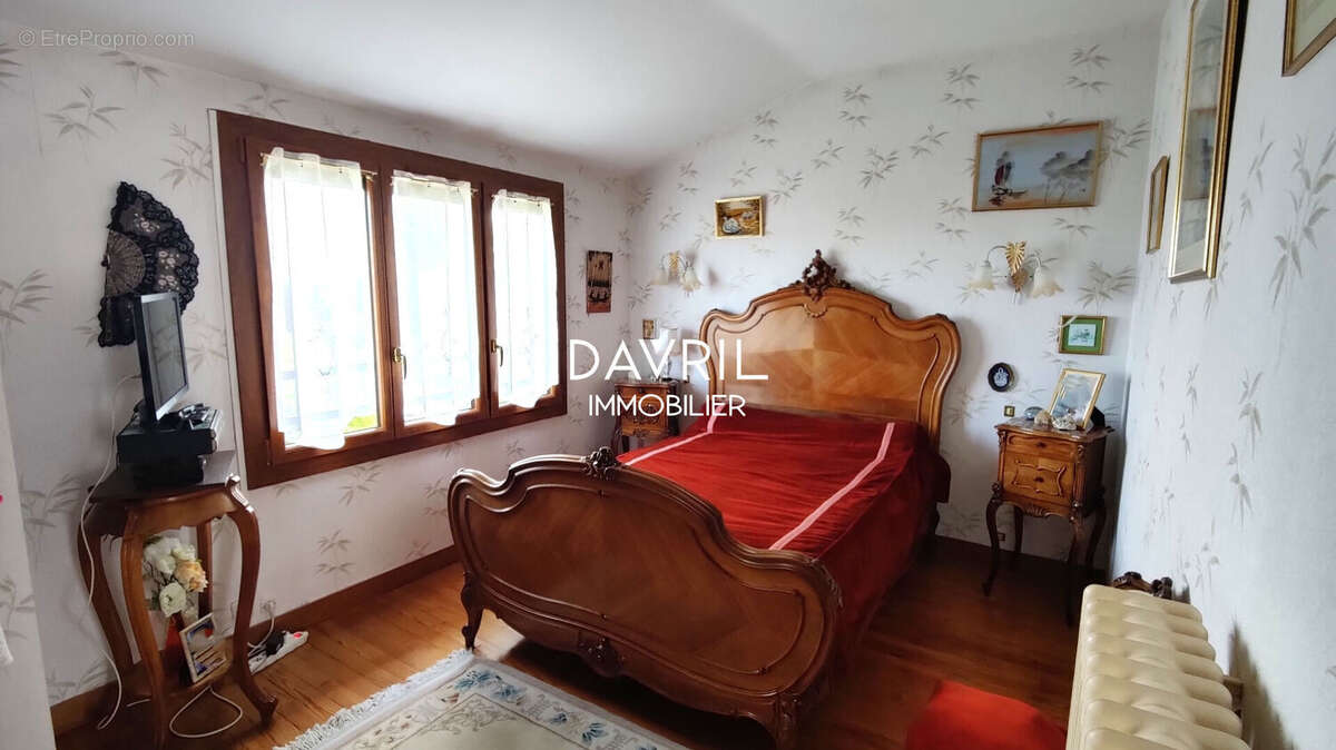 Maison à CONFLANS-SAINTE-HONORINE